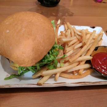 TRACE - Burger! Very yummy! - Breakfast & Brunch Near Me - San Francisco, California TRACE - Burger! Very yummy! - Breakfast & Brunch Near Me - San Francisco, California