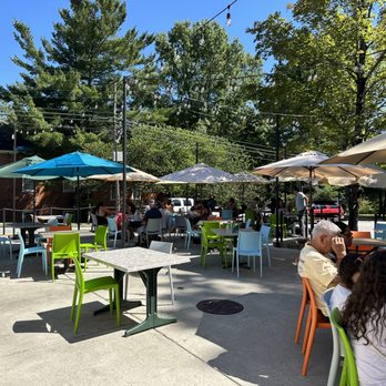 Massey's Kitchen - outdoor dining area with tables and umbrellas - Mediterranean Near Me - Lookout Mountain, Tennessee Massey's Kitchen - outdoor dining area with tables and umbrellas - Mediterranean Near Me - Lookout Mountain, Tennessee