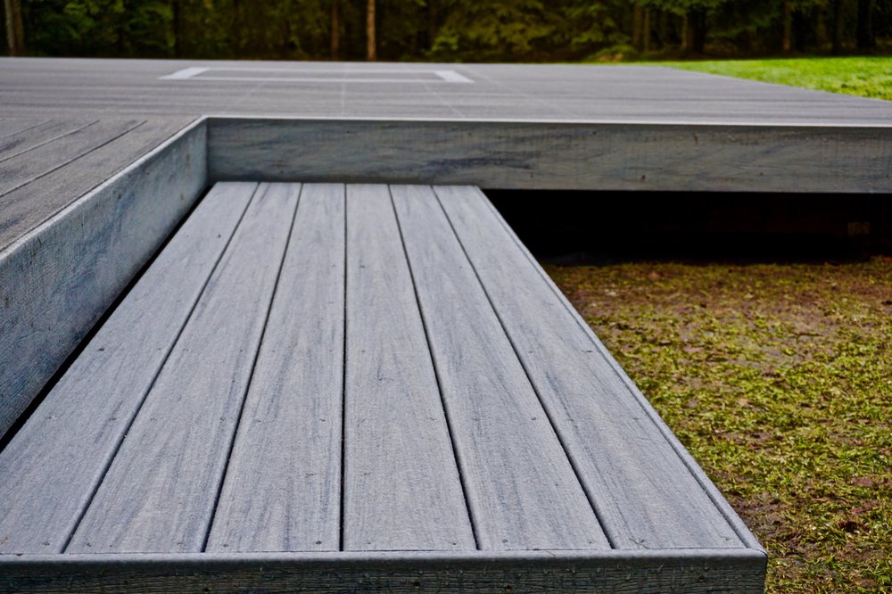 Slide of Bigfoot Decking & Services