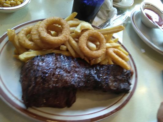 Tremont Diner by null