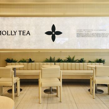 Molly Tea - Interior (Part 1) - Bubble Tea Near Me - San Gabriel, California Molly Tea - Interior (Part 1) - Bubble Tea Near Me - San Gabriel, California