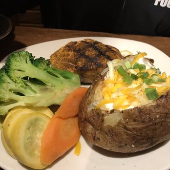 Outback Steakhouse - Steakhouses Near Me - Peabody, Massachusetts