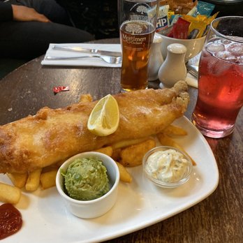 St Stephen's Tavern - Fish & Chips Near Me - London, XGL St Stephen's Tavern - Fish & Chips Near Me - London, XGL
