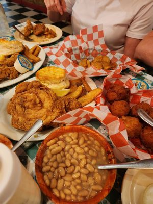 Uncle Bud's Catfish Chicken & Such by null