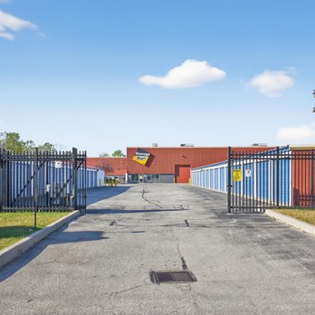 StorageMart - Self Storage Near Me - Windsor, Ontario