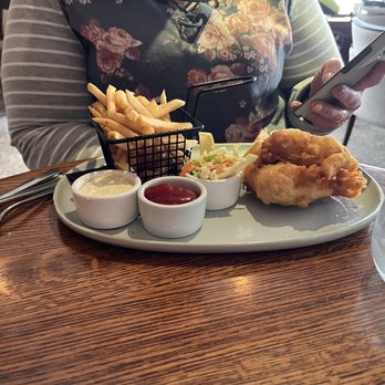 Lighthouse Bar & Grill - Lingcod. It was a bit mushy, needed seasoning. Coleslaw was an after thought, that did nothing. - New American Near Me - Bellingham, Washington