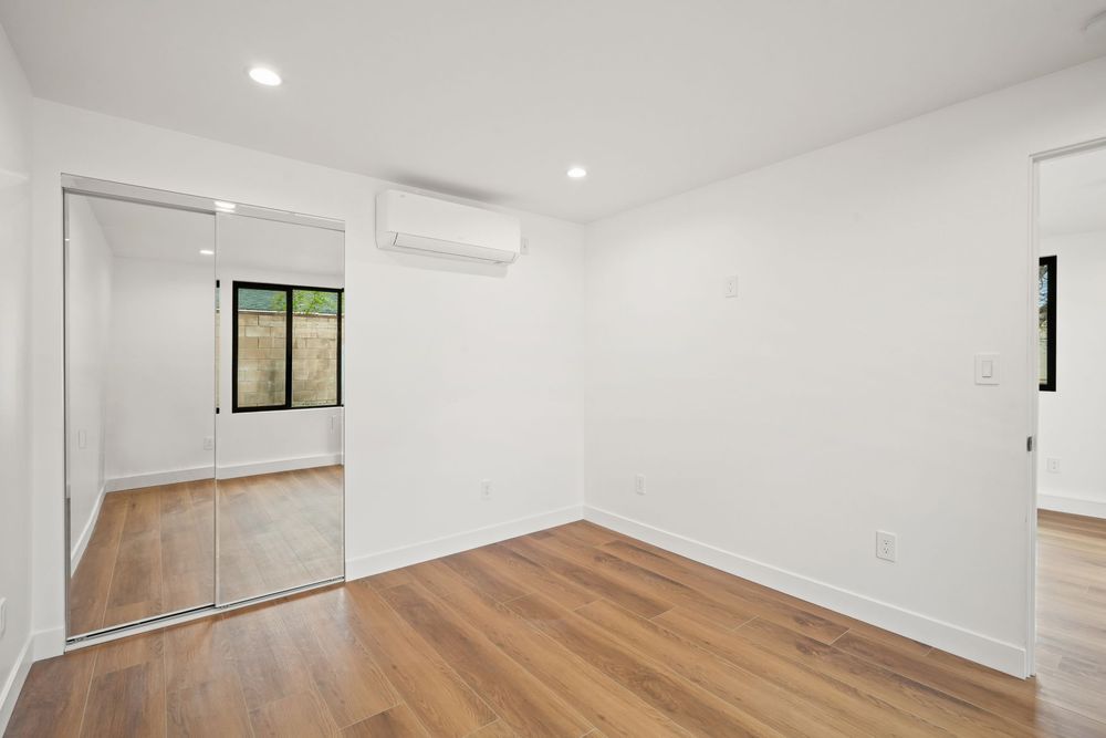 Slide of Dream Team Home Builders