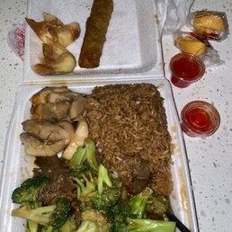 Beef 3. Beef with Broccoli Dinner Combo Beef 3. Beef with Broccoli Dinner Combo