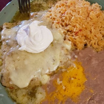 El Primo Mexican Restaurant - Enchiladas Suizas - Mexican Near Me - McMinnville, Oregon El Primo Mexican Restaurant - Enchiladas Suizas - Mexican Near Me - McMinnville, Oregon