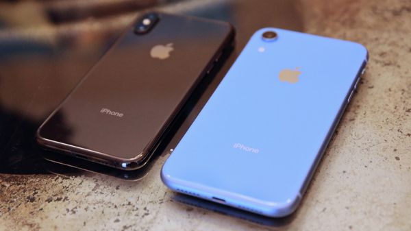 phone repair service - 6 years in business,most repair finish in 15 minutes. High quailty parts with 2 mouths warranty