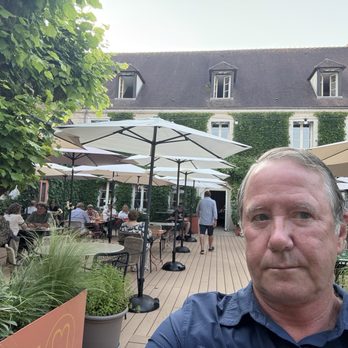 Bistrot des Grands Crus - At the "full" restaurant. - French Near Me - Chablis, 89 Bistrot des Grands Crus - At the "full" restaurant. - French Near Me - Chablis, 89