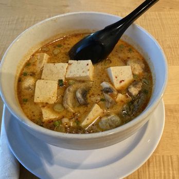 Cafe De' Bangkok - Tom yum noodle soup with tofu - Thai Near Me - Fort Collins, Colorado Cafe De' Bangkok - Tom yum noodle soup with tofu - Thai Near Me - Fort Collins, Colorado
