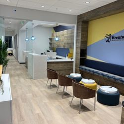 Brentwood Endodontic Specialists - Waiting area