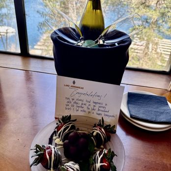 Lake Arrowhead Resort & Spa - Resorts Near Me - Lake Arrowhead, California