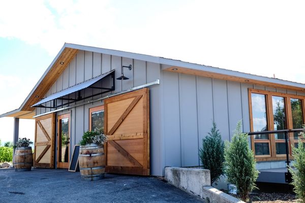 Three Sisters Winery by null