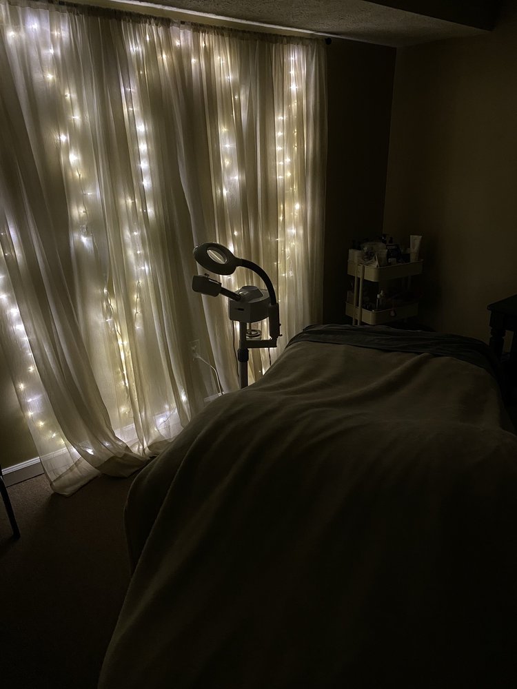 Aurora Falls Massage Studio Logo