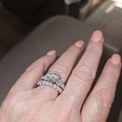 Elegant Jewelers