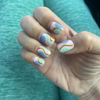 Lux Nail Spa - That pop of gold chrome is the best! - Nail Salons Near Me - Los Angeles, California