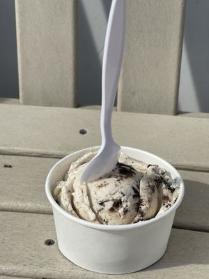 Stillwells Riverwalk Ice Cream by null