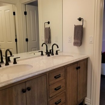 DM's Pro Services - Jack and Jill bathroom - General Contractors Near Me