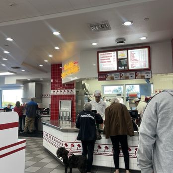 In-N-Out Burger - Burgers Near Me - Las Vegas, Nevada