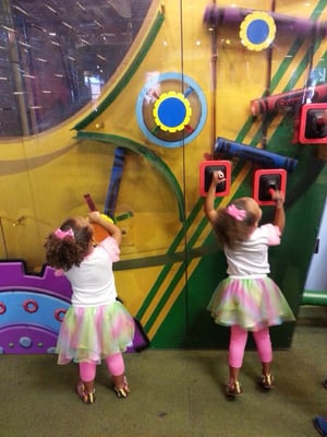 Crayola Experience by null