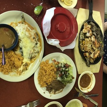 Memo's Mexican Restuarant & Bar - Fajita's and Poblano Pepper, Yumm - Mexican Near Me - Lampasas, Texas Memo's Mexican Restuarant & Bar - Fajita's and Poblano Pepper, Yumm - Mexican Near Me - Lampasas, Texas