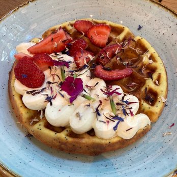 Two Hands - Lemon Poppyseed Waffle - Cocktail Bars Near Me - Austin, Texas