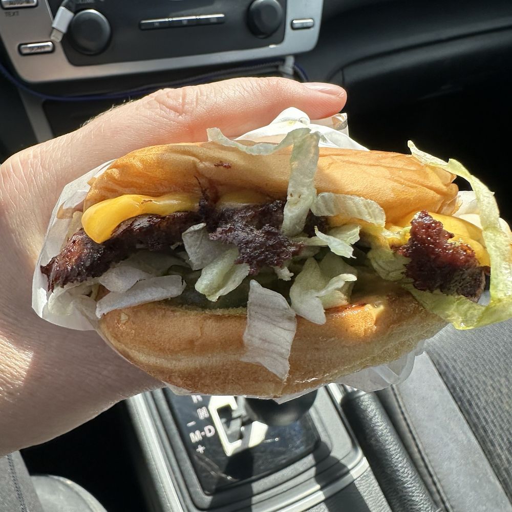 Hamby's - Cheeseburger! - Brewpubs Near Me - Boerne, Texas