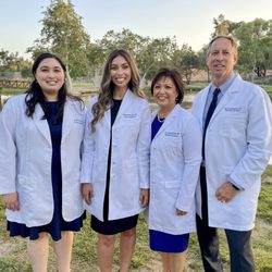 Beachside Optometry - Drs. Germundsen and Dr. Arboleda, a family of optometrists