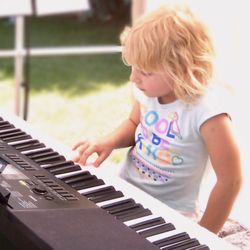 EverLove Studios - "Mini Musicians" piano lessons, ages 4-5