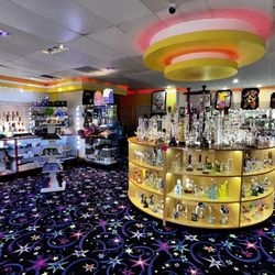 Sea Glass Smoke & Vape - so many products to choose from