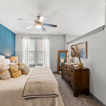 StoneLedge Apartments Grapevine - Apartments Near Me - Grapevine, Texas StoneLedge Apartments Grapevine - Apartments Near Me - Grapevine, Texas