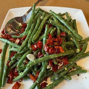 Tian Tian Noodles - Stir Fry String Beans with Garlic - Noodles Near Me - Redmond, Washington