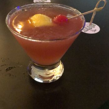 1 Up Arcade Bar - Ms. Pac Man cocktail is amazing!! - Cocktail Bars Near Me - Farmington, Michigan 1 Up Arcade Bar - Ms. Pac Man cocktail is amazing!! - Cocktail Bars Near Me - Farmington, Michigan