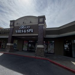 Bliss Nails & Spa - Outside