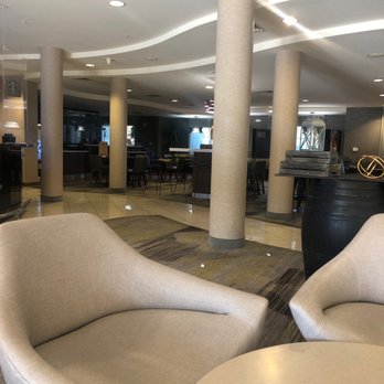 Courtyard by Marriott San Luis Obispo - Lobby area - Hotels Near Me - San Luis Obispo, California