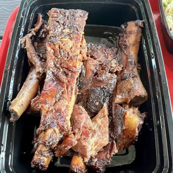 Copper Top BBQ - Pork ribs - Barbeque Near Me - Big Pine, California