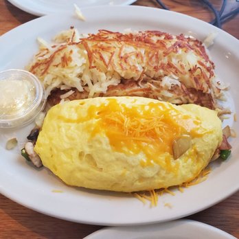 Mr T's Family Cafe - Breakfast & Brunch Near Me - Mount Vernon, Washington