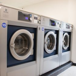 Oasis Laundromat