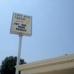 Cree-Mee Freeze - All the way from Los Angels to Concordia for their yummy food!!