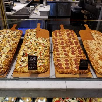 Loblaws - Ready-to-eat pizza - Grocery Near Me - Toronto, Ontario