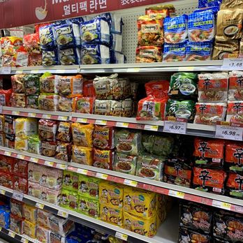 Galleria Supermarket - Instant noodles section - International Grocery Near Me - Toronto, Ontario