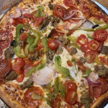 Blaze Pizza - Create Build Your Own Pizza (11-inch) - Salad Near Me - Davie, Florida