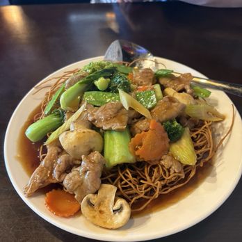 Dumpling Queen - Pan fried/crispy beef noodles - Chinese Near Me - Flower Mound, Texas Dumpling Queen - Pan fried/crispy beef noodles - Chinese Near Me - Flower Mound, Texas