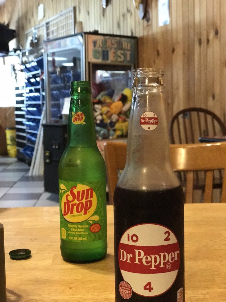 3 WAY MARKET Updated August 2024 32389 Sr 30, Pikeville, Tennessee