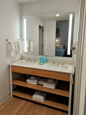 Universal Endless Summer Resort – Surfside Inn and Suites by null