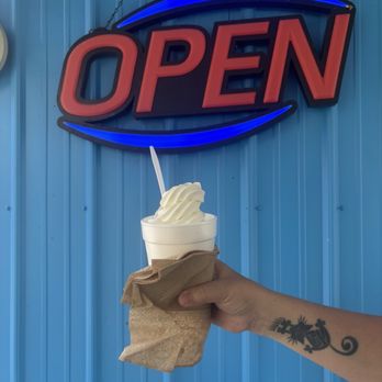 SnoMan Snoballs - 16 oz ice cream - Shaved Ice Near Me - Baton Rouge, Louisiana SnoMan Snoballs - 16 oz ice cream - Shaved Ice Near Me - Baton Rouge, Louisiana