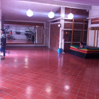 Espacio Gimnasia - Salón de Baile - Dance Studios Near Me - San Miguel de Allende, GUA Espacio Gimnasia - Salón de Baile - Dance Studios Near Me - San Miguel de Allende, GUA