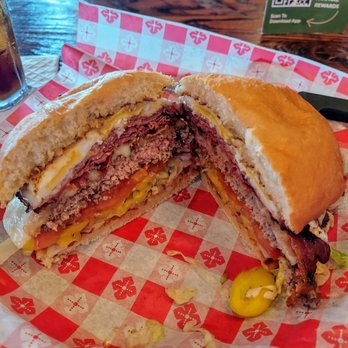 Primanti Bros. Restaurant and Bar - Burger - Sandwiches Near Me - Lancaster, Pennsylvania